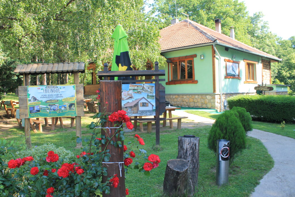 Iriški venac, etno turizam, ugostiteljstvo