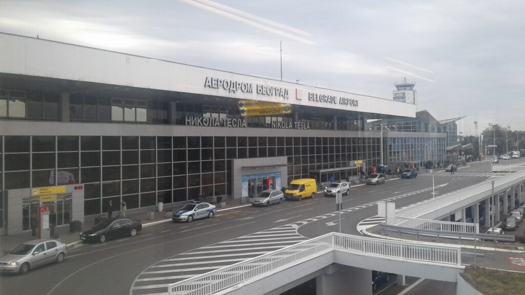 Nikola Tesla Airport, Beograd, aerodrom