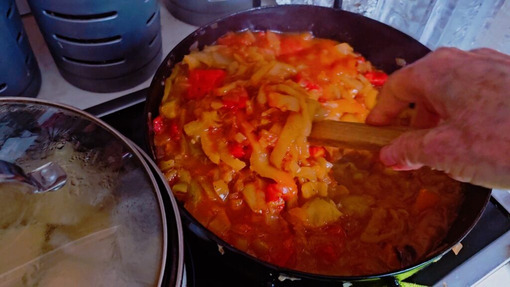 Posni sataraš sa penastim krompir pireom