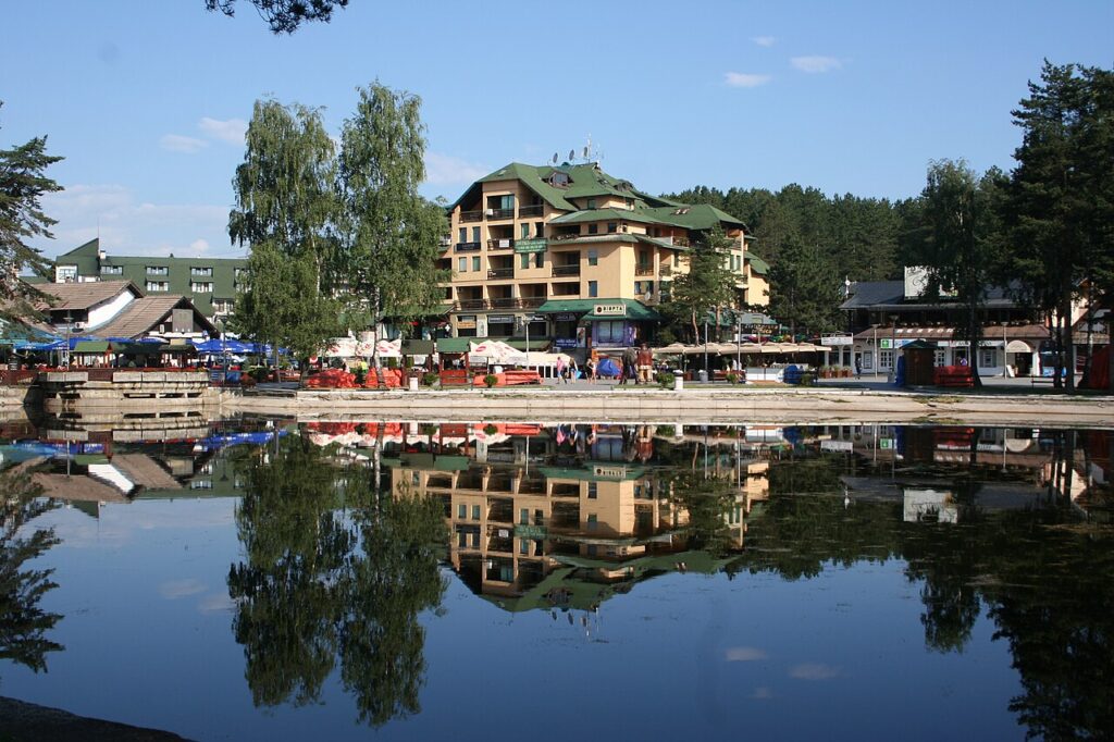 Zlatibor i Čajetina: Kako infrastrukturni projekti transformišu turizam u najrazvijenijoj opštini Srbije 4 Zlatibor i Čajetina