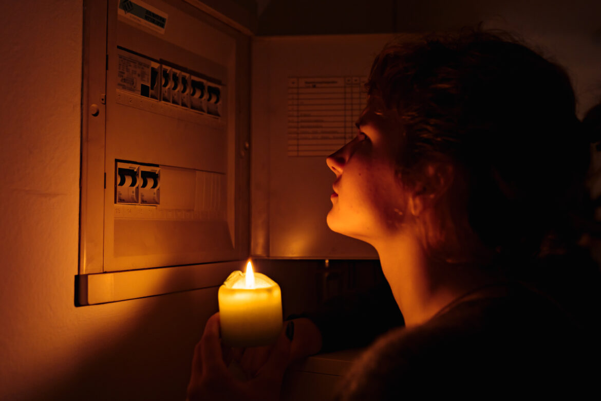 Electric meter failure. Blackout, no electricity Planirani prekidi struje u Počaranju
