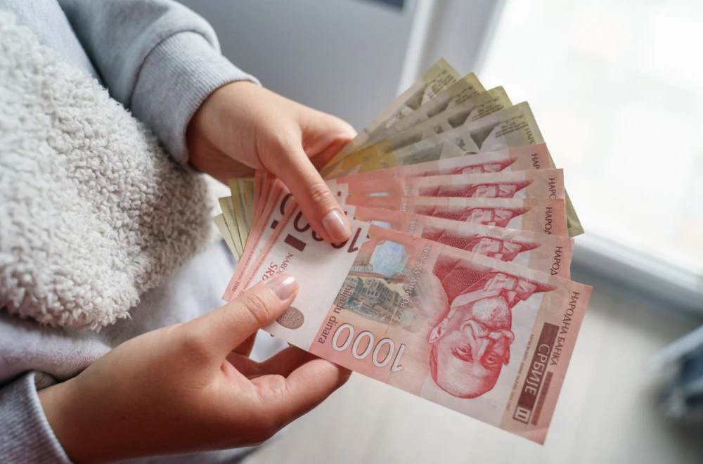 Prosečna zarada u Srbiji 2025: Analiza rasta plata i ekonomskih trendova 3 Prosečna zarada u Srbiji 2025