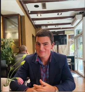 Luka Crepuljarević: Od seoskog života do diplome - Priča o upornosti i uspehu 3 Luka Crepuljarević