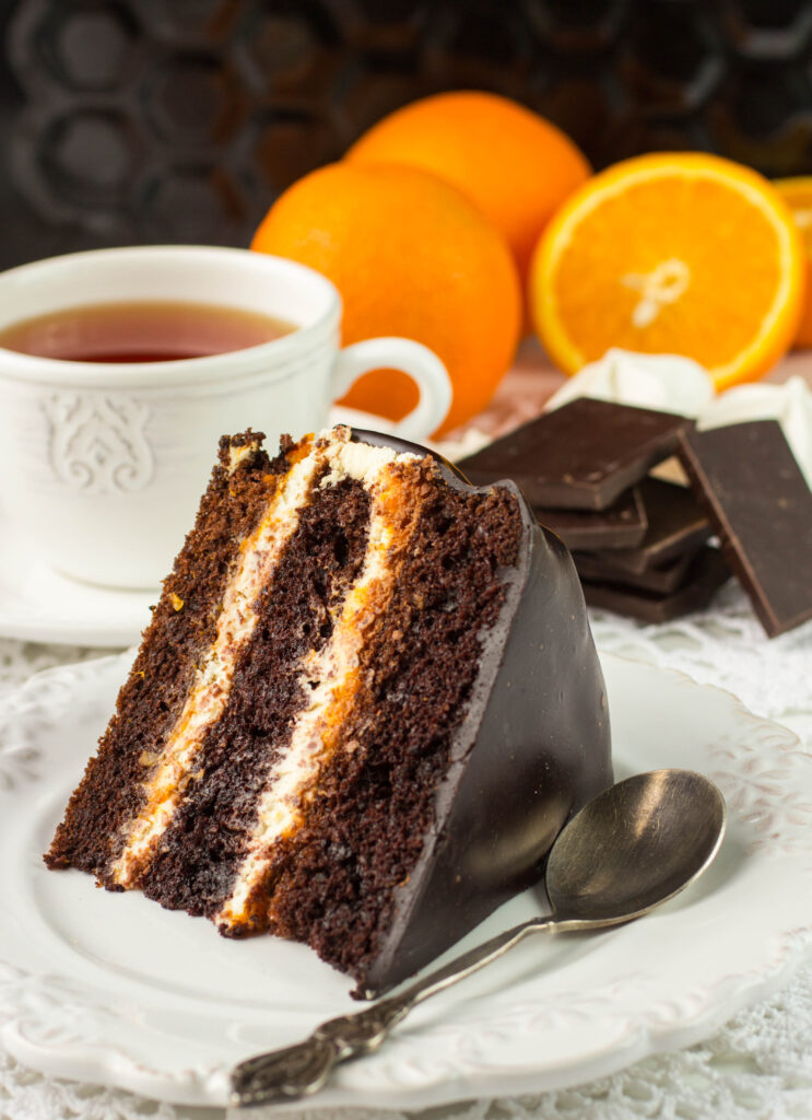 Čokoladno-Narandžasti Kolač: Savršena Ravnoteža Ukusa i Teksture 4 Čokoladno-Narandžasti Kolač