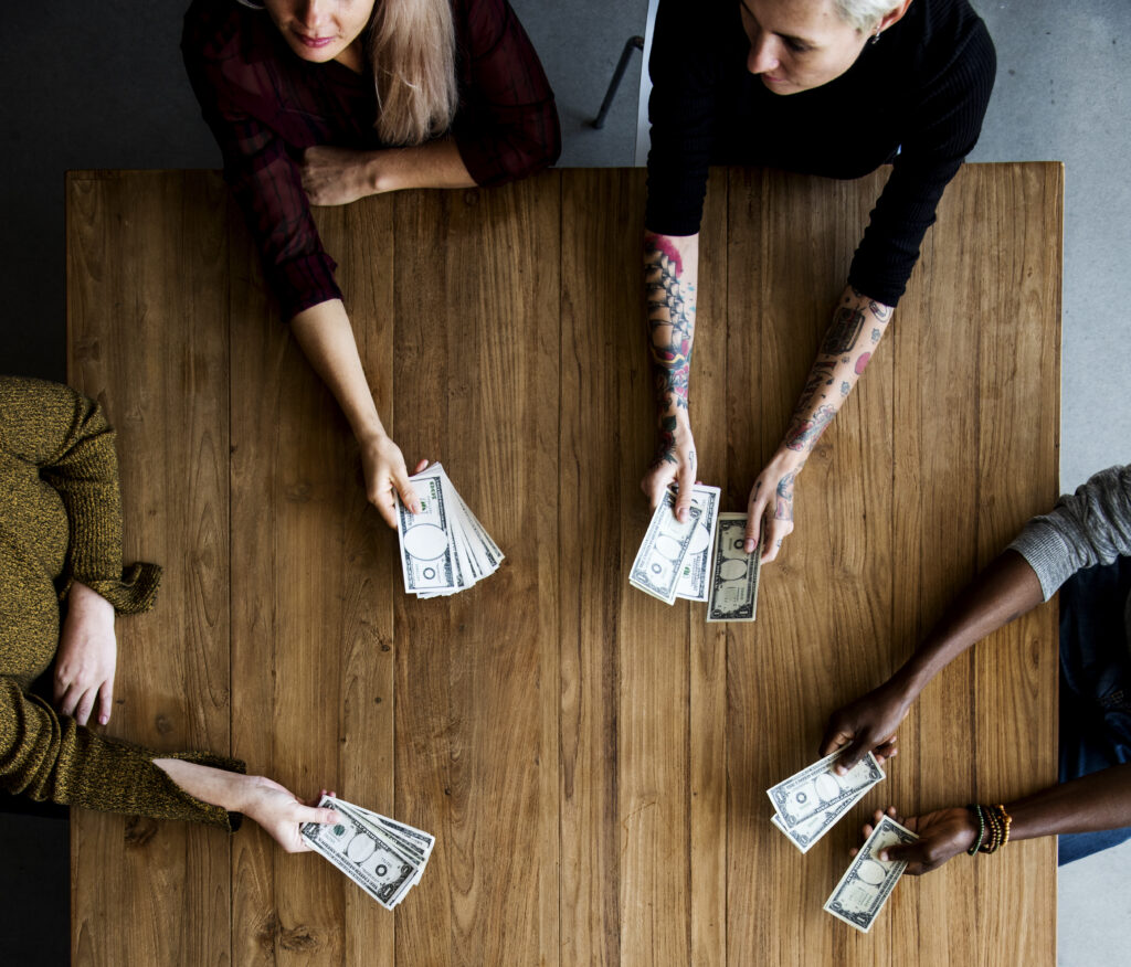 Plate u javnom sektoru 2026: Ekonomska analiza i perspektive rasta zarada u Srbiji 2 Plate u javnom sektoru