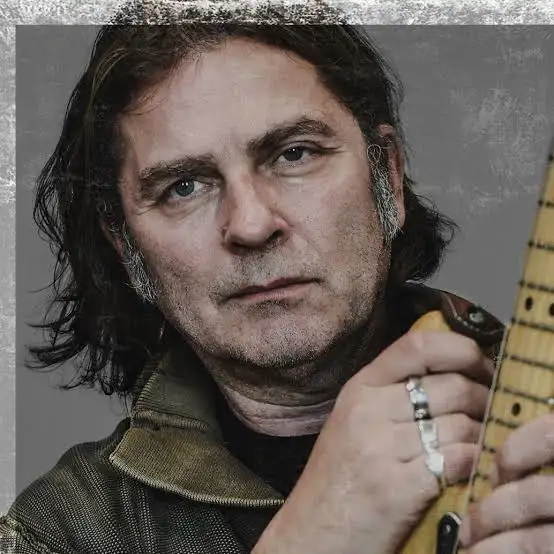 Nikola Čuturilo: Legendarni rok muzičar nastupa u GKC-u - analiza bogate karijere i značaja domaće rok scene 4 Nikola Čuturilo