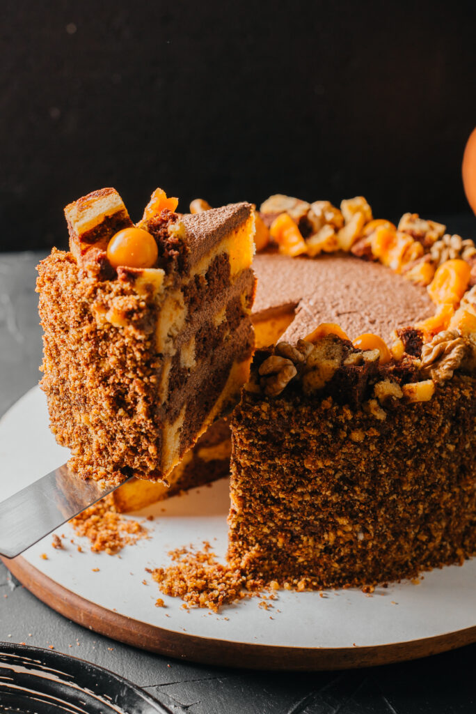 Čokoladno-Narandžasti Kolač: Savršena Ravnoteža Ukusa i Teksture 6 Čokoladno-Narandžasti Kolač