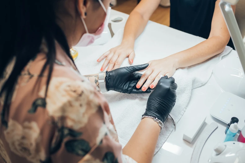 PET NAJISPLATIVIJIH ZANATA U SRBIJI: Zašto se mladi vraćaju dualnom obrazovanju? 6 PET NAJISPLATIVIJIH ZANATA U SRBIJI