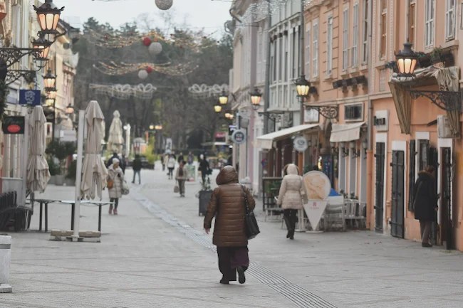 Vremenska prognoza za 15. decembar 2025: Šta nas čeka sutra i kako se pripremiti? 2 Vremenska prognoza za 15. decembar 2025