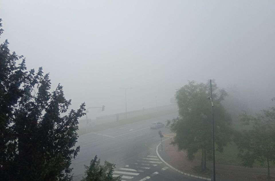 AMSS upozorio vozače: Magla smanjuje vidljivost, oprez na putevima je obaveza 2 AMSS upozorio vozače