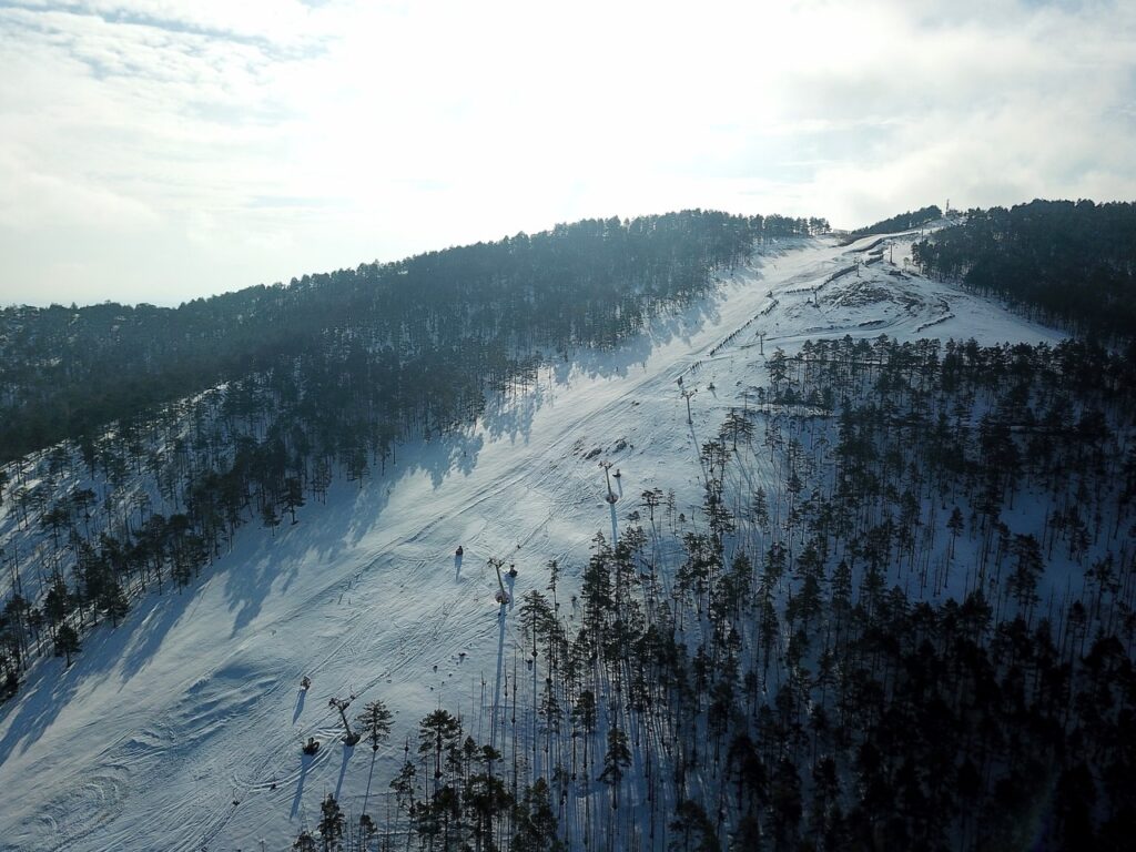 Rezervoar Crni Vrh: Ključna Investicija za Vodovodnu Infrastrukturu Čajetine 2 ski staza crni vrh
