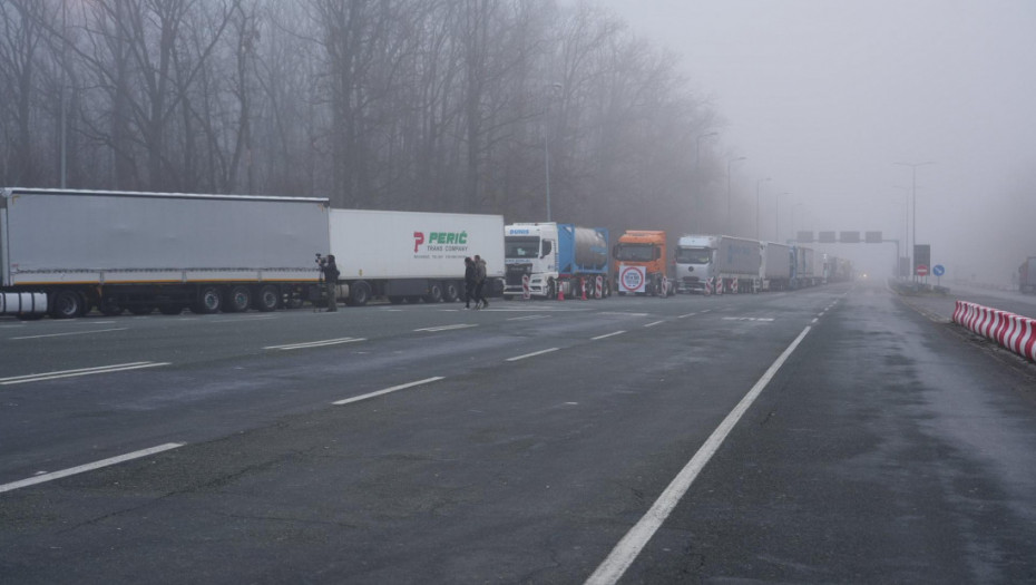 Vozači oprez! Otežani uslovi na putevima i blokada teretnih terminala – Detaljna analiza i saveti 2 Vozači oprez! Otežani uslovi na putevima i blokada teretnih terminala