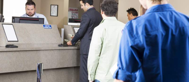 Gašenje banaka u manjim mestima Srbije