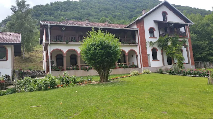 Manastir Klisura kod Arilja: Legenda o Svetom Savi i Čobanima koji su Sagradili Svetinju 2 Manastir Klisura kod Arilja