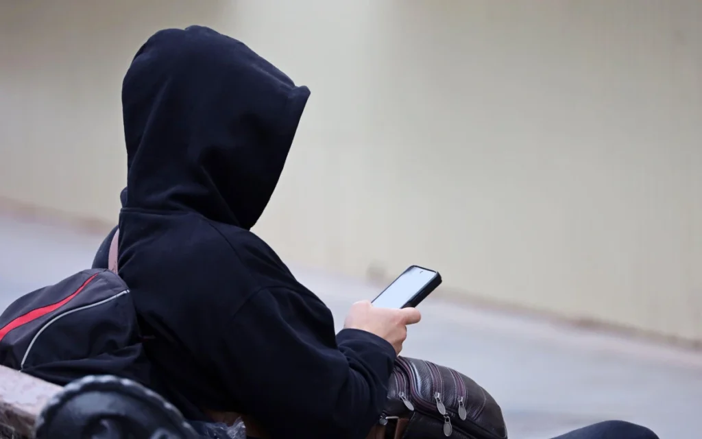 Internet prevare i zloupotrebljene javne ličnosti: Kako se zaštititi od dipfejkova i lažnih investicija 2 Internet prevare i zloupotrebljene javne ličnosti