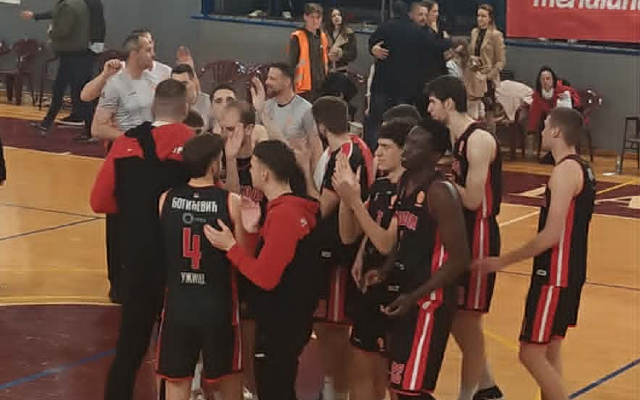 Košarkaši Slobode u Užicu: Analiza pobedničkog niza i ambijenta u Valjevu 2 Košarkaši Slobode u Užicu