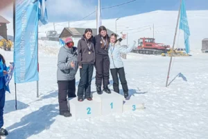 SuZlatibor88: Mladí takmičari osvajaju međunarodnu scenu na FIS Otvorenom prvenstvu Grčke 2 SuZlatibor88