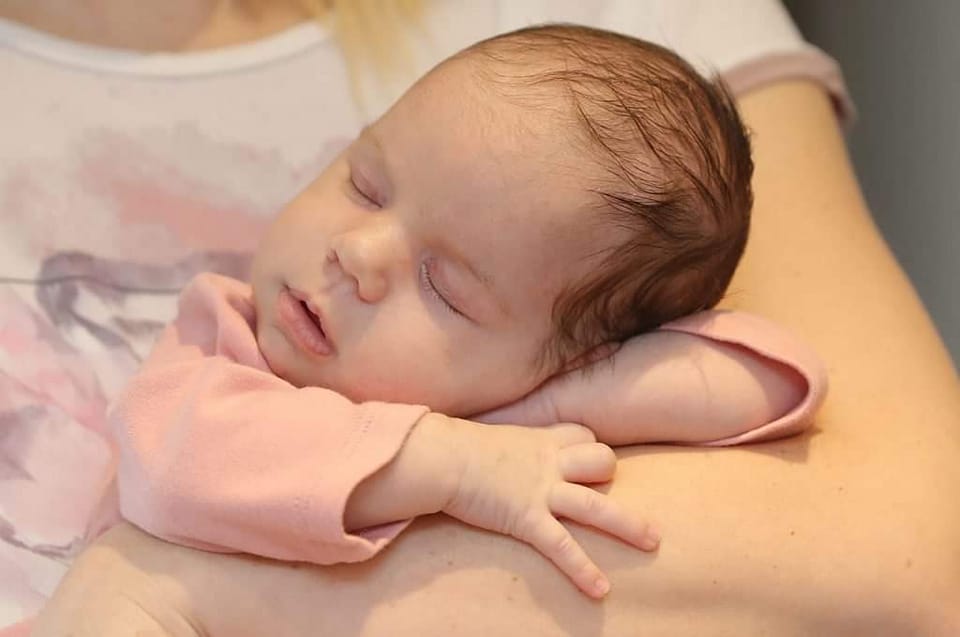 Sedam Beba Rođeno u Užičkom Porodilištu: Lepe Vesti i Analiza Nataliteta 2 Sedam Beba Rođeno u Užičkom Porodilištu