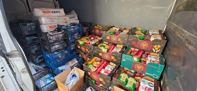 Vaskršnja humanitarna akcija u Prijepolju: Bratstvo Svetog Kralja Vladislava deli radost i pomoć ugroženima 2 Vaskršnja humanitarna akcija u Prijepolju