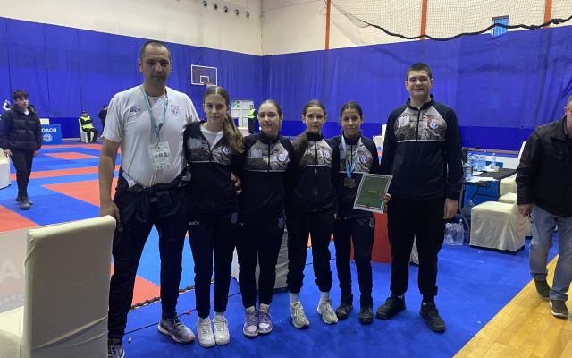 Karate klub Užice: 14 medalja i put na Prvenstvo Srbije posle spektakularnog nastupa u Čačku 2 Karate klub Užice
